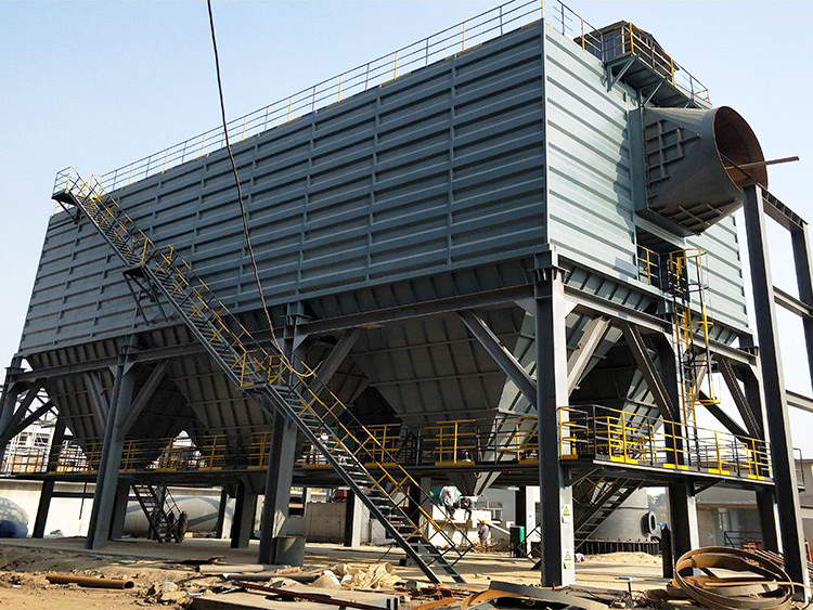 大型反吹风布袋除尘器